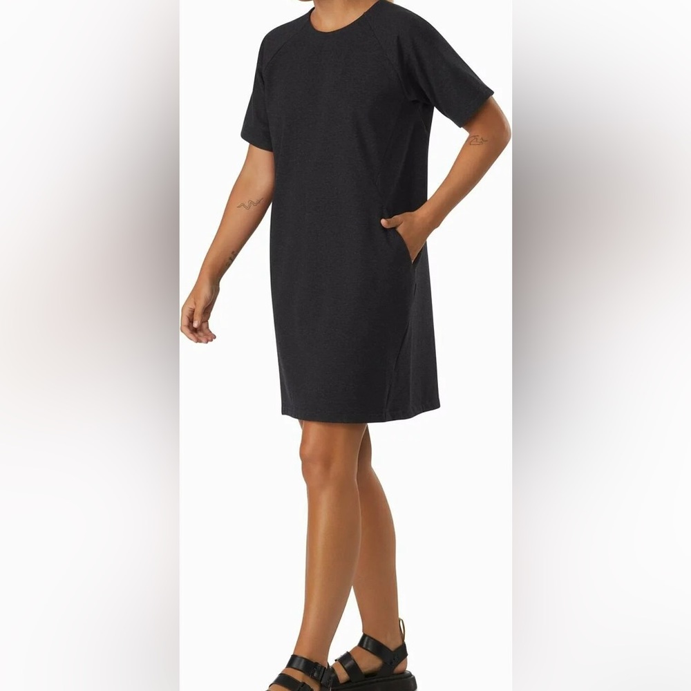 Arc'teryx Momenta Dress in Black Heather NWT